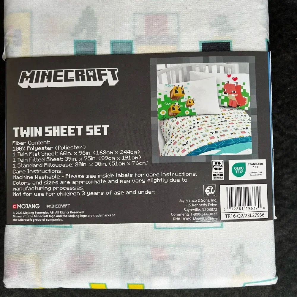 Minecraft Bee & Friendly Fox Beautiful Day Twin Sheet Set Sunnyside Up Polyester